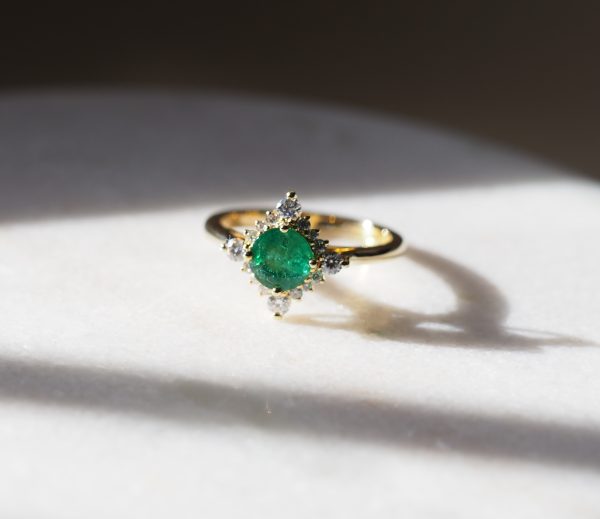 Audrey Emerald 1ct Gold Ring